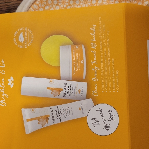 Derma E Bundle - Picture 4 of 4